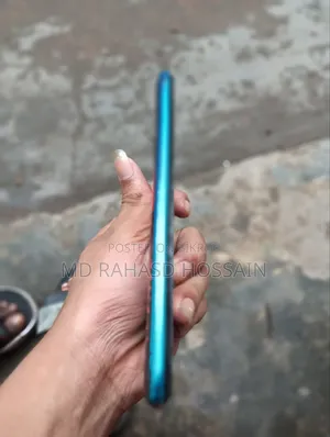 Itel 32 GB Blue