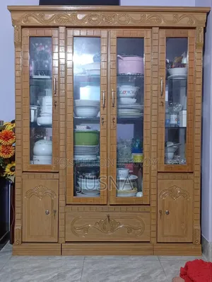 ওয়াল শোকেস