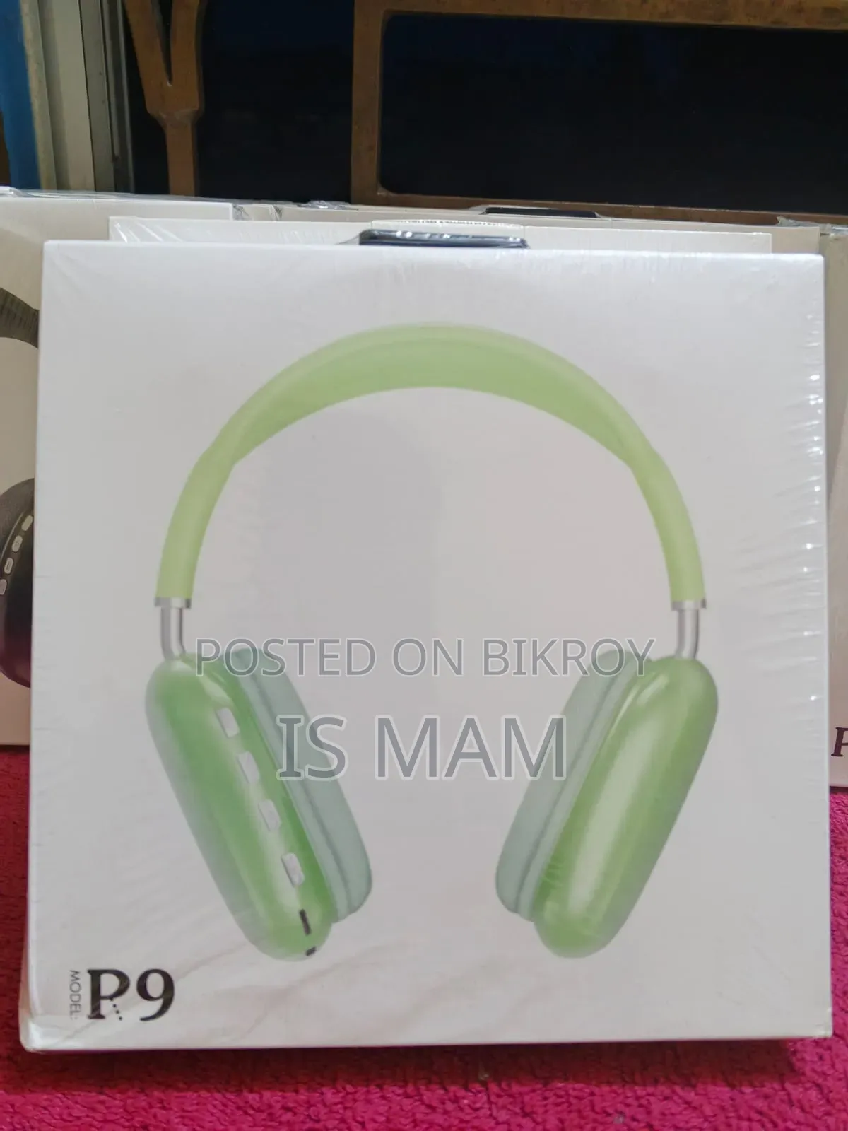 P9 Wireless Bluetooth Headphone - Premium Look Sound