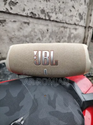 JBL Charge 5