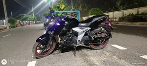 TVS Apache RTR 160 4V 2023 Black