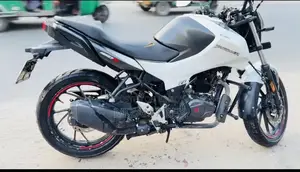 Hero Thriller 160R 2021 White