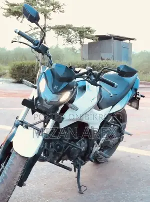 Hero Thriller 160R 2021 White