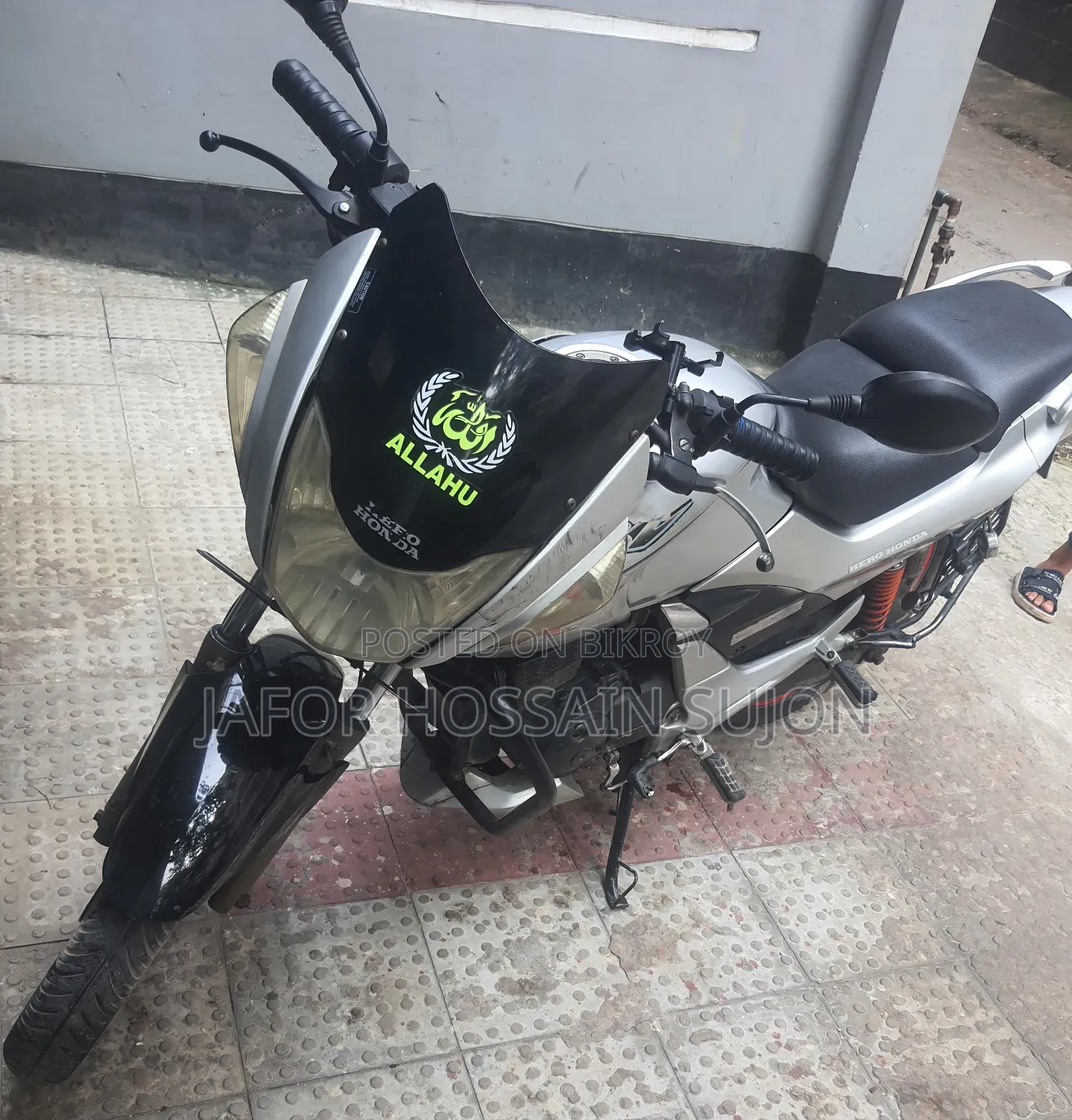 Hero 2012 Silver