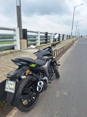 সুজুকি জিএক্স ২০২৩ কালো