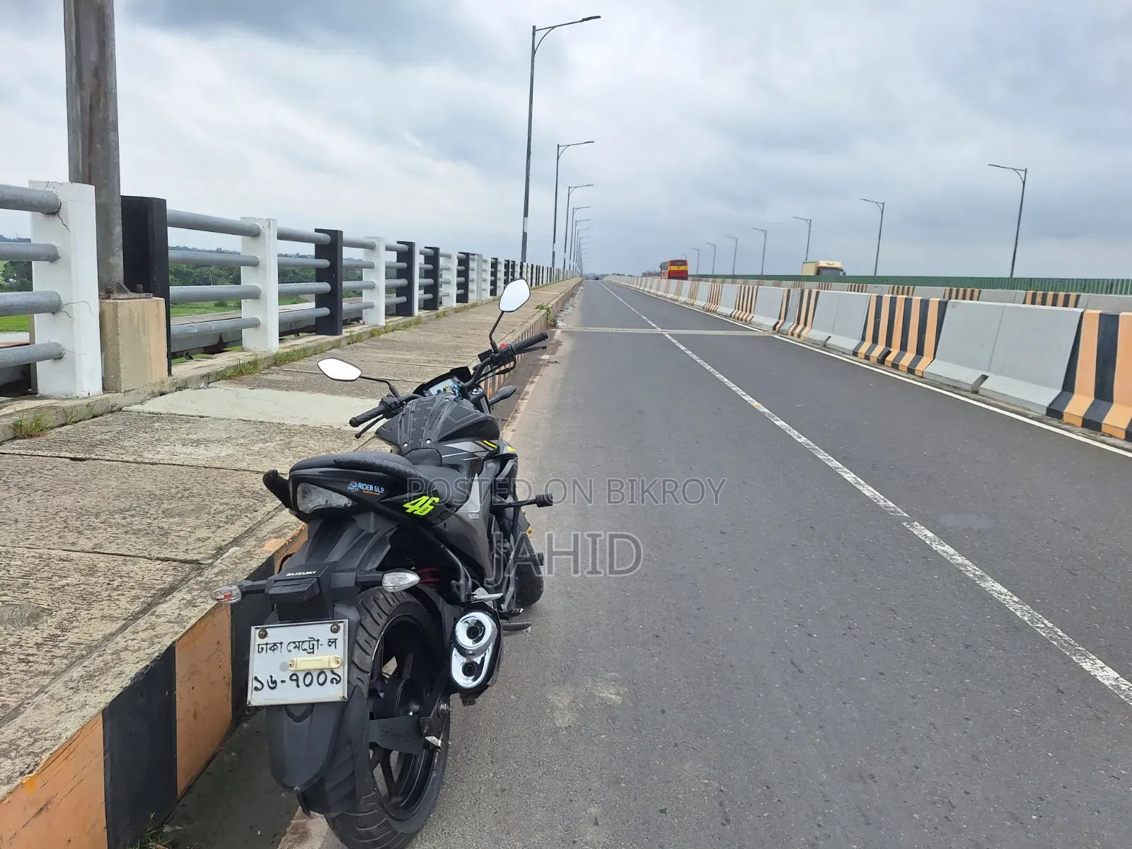 সুজুকি জিএক্স ২০২৩ কালো