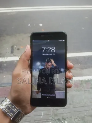 Apple iPhone 7 Plus 32 GB Black