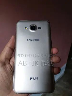 স্যামসাং গ্যালাক্সি জে৭ ১৬ জিবি গোল্ড