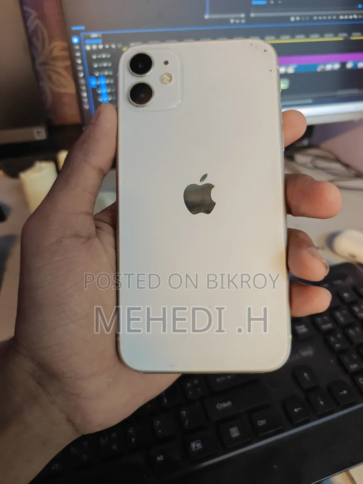 অ্যাপল আইফোন ১১ ১২৮ জিবি সাদা
