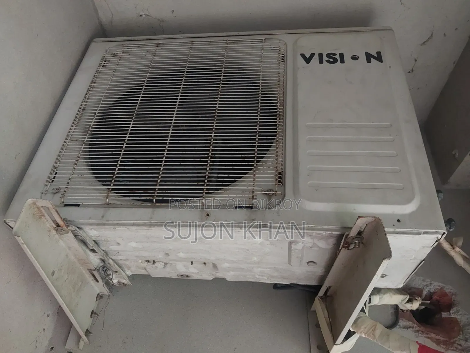 Vision AC 1.5 Ton, very good condition, currently running at home