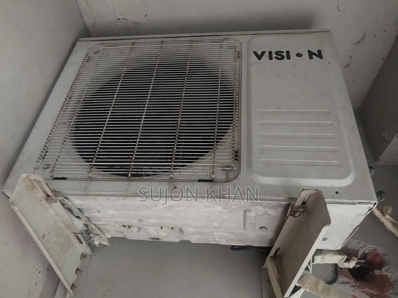 Vision AC 1.5 Ton, very good condition, currently running at home