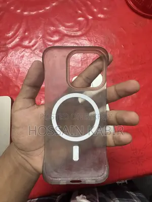iPhone 15 Pro Cover 3 Pis