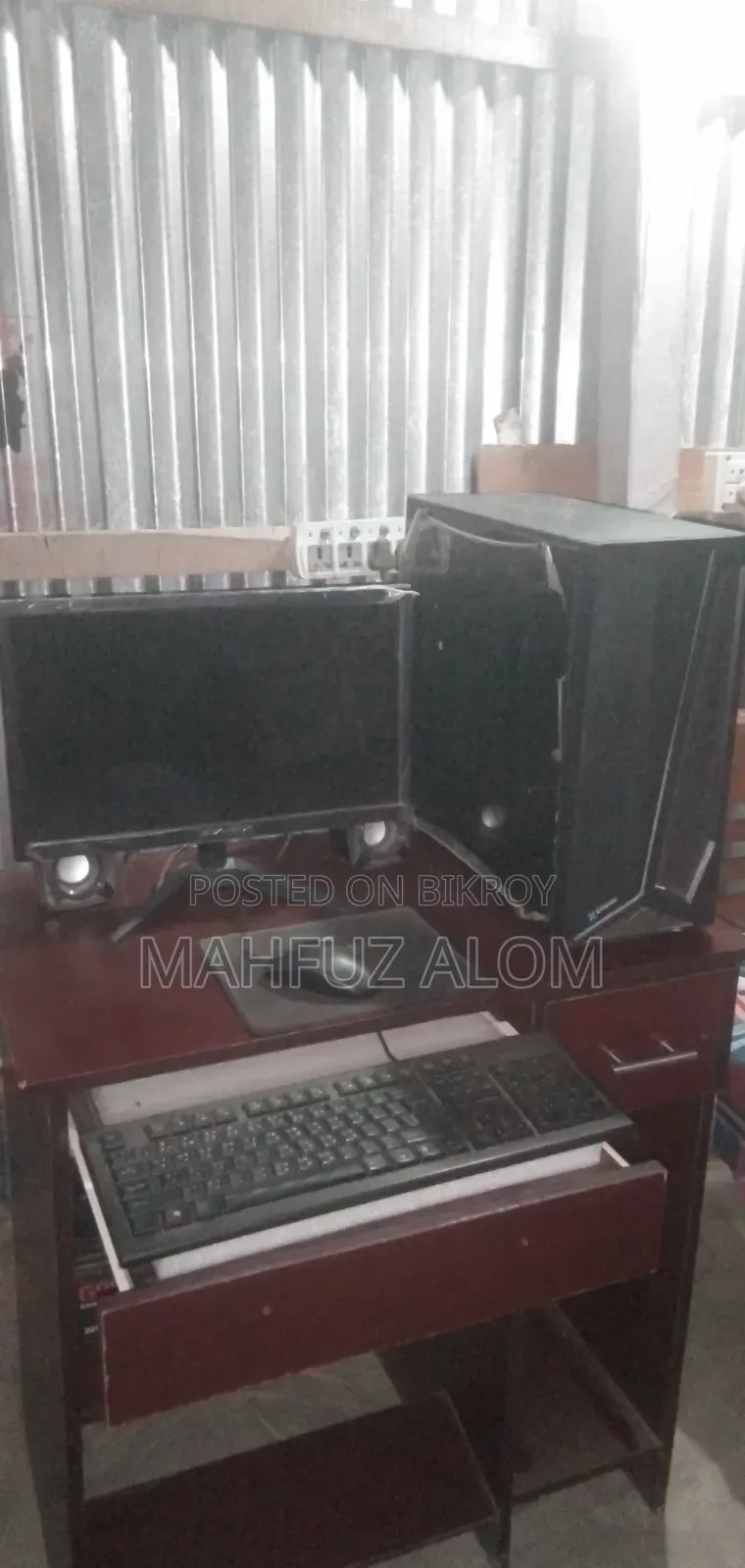 Gigabyte GB-BKi5HT-7200 128GB Intel Core I5 HDD+SSD 500GB