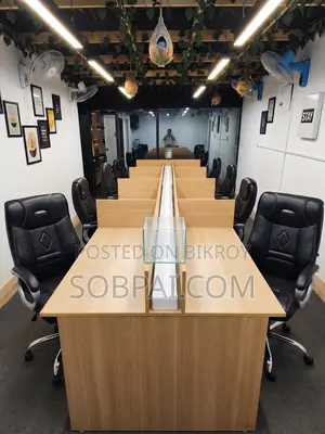 10-Seater Wooden Office Workstation With Cabinets