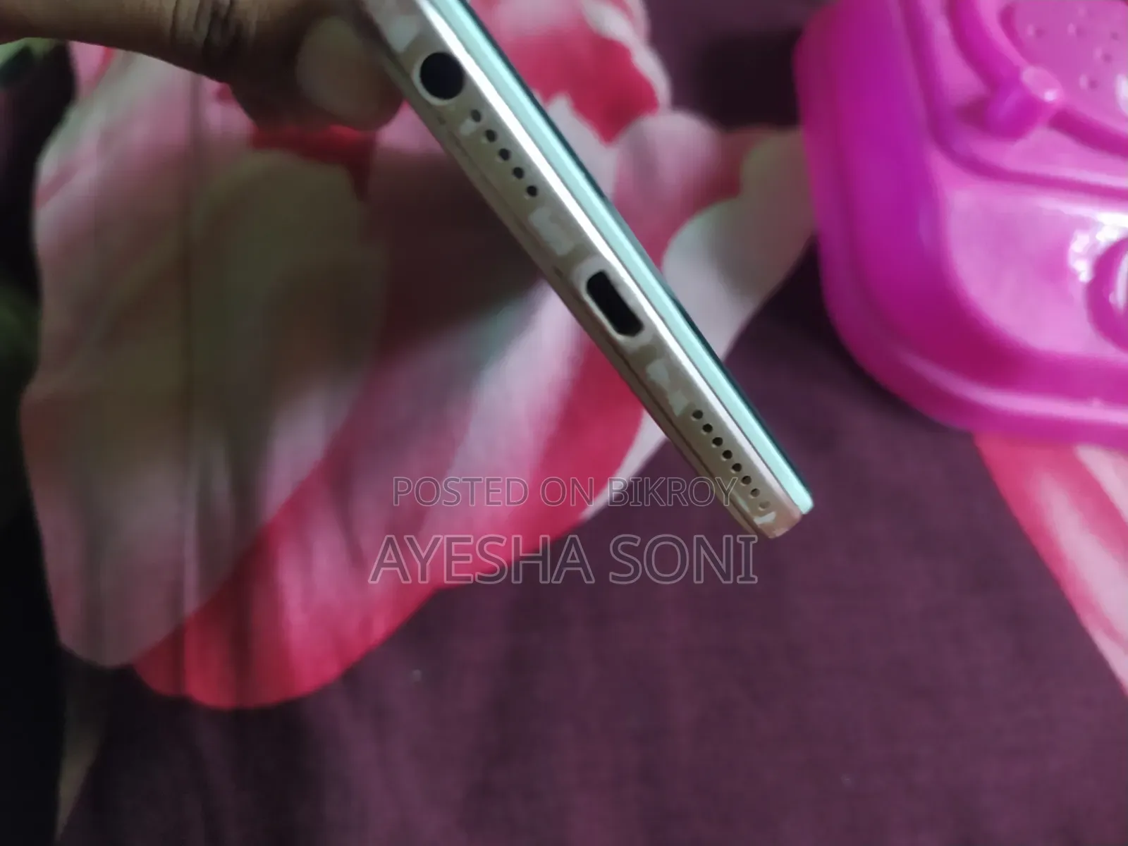 Oppo F1s 128 GB Gold