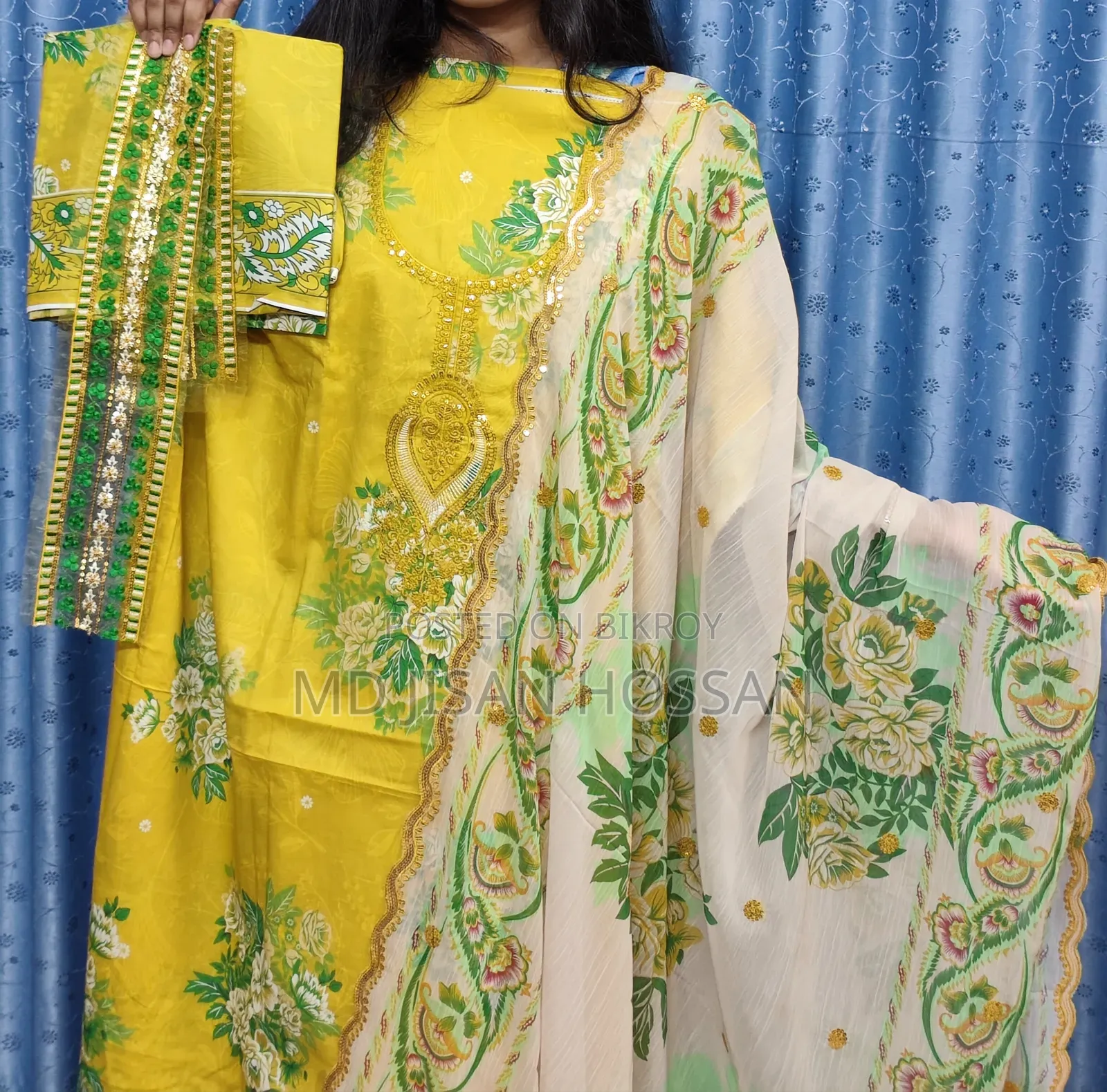 পাকিস্তানি ইন্সপায়ার্ড ড্রেস বাই বোরোনি