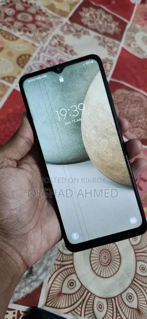 স্যামসাং গ্যালাক্সি এ১২ ৬৪ জিবি কালো