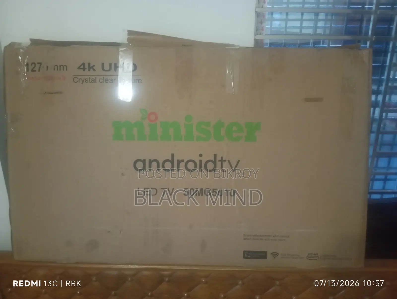 Minister 50-inch Smart TV