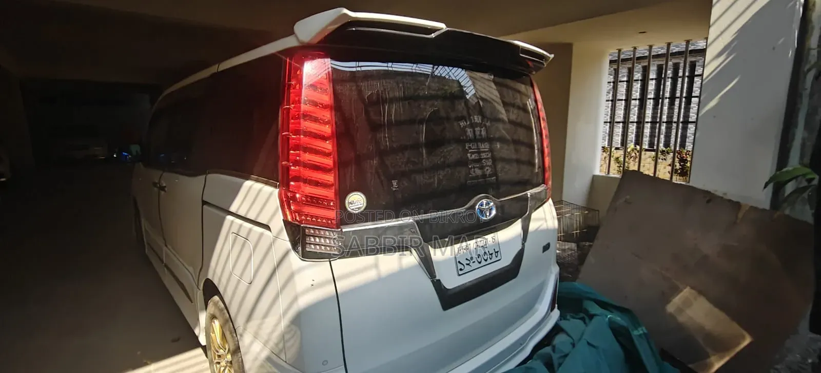 Toyota Voxy 2019 Pearl