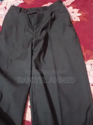 রেগুলার ফিট কালো ফরমাল প্যান্ট