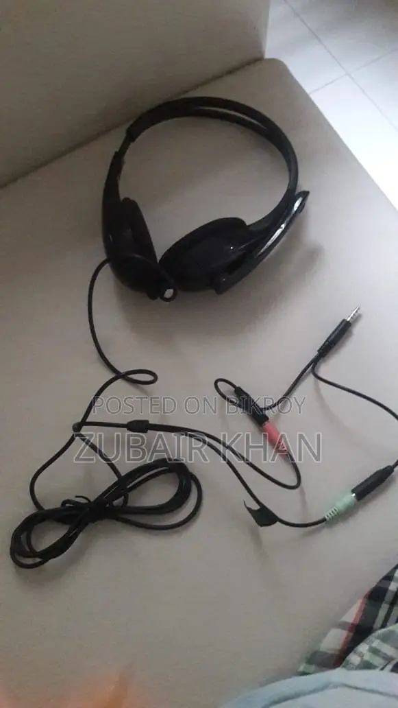 এ৪ টেক হেডফোন বিক্রির জন্য