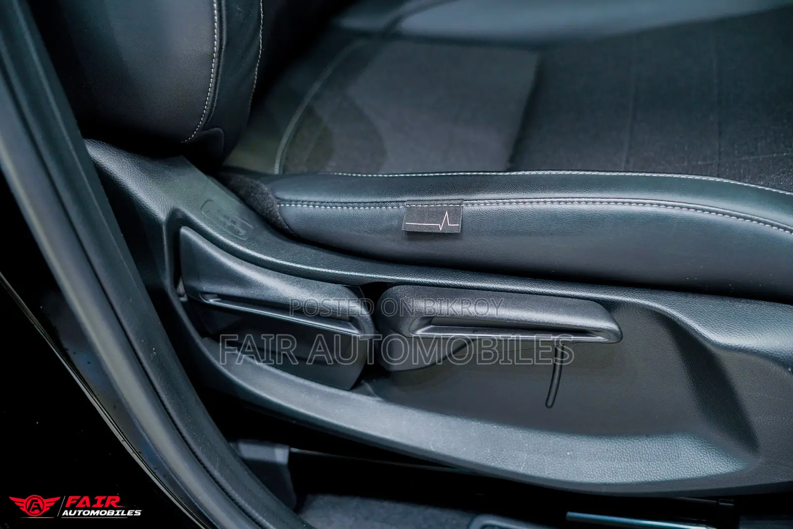 Honda Vezel 1.5 Hybrid 2WD 2021 Black