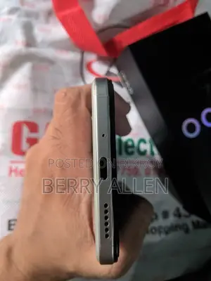 iQOO Z10x 128 GB Silver