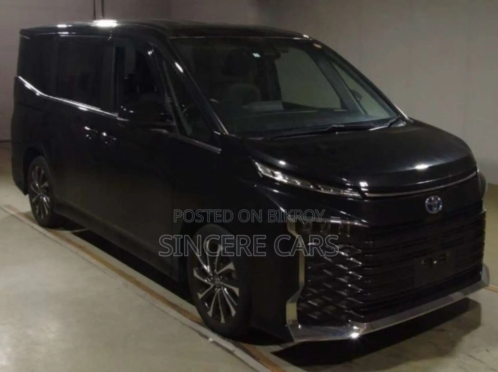 Toyota Voxy 2023 Black