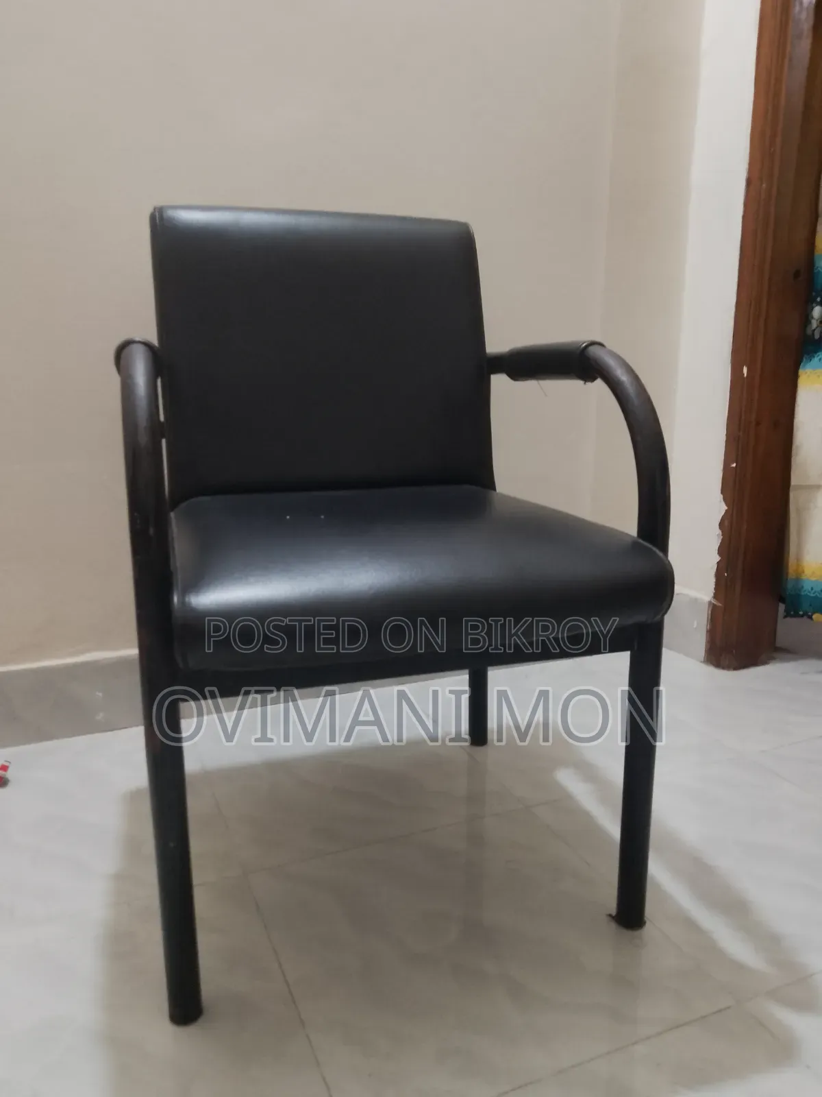2 chairs for sale.