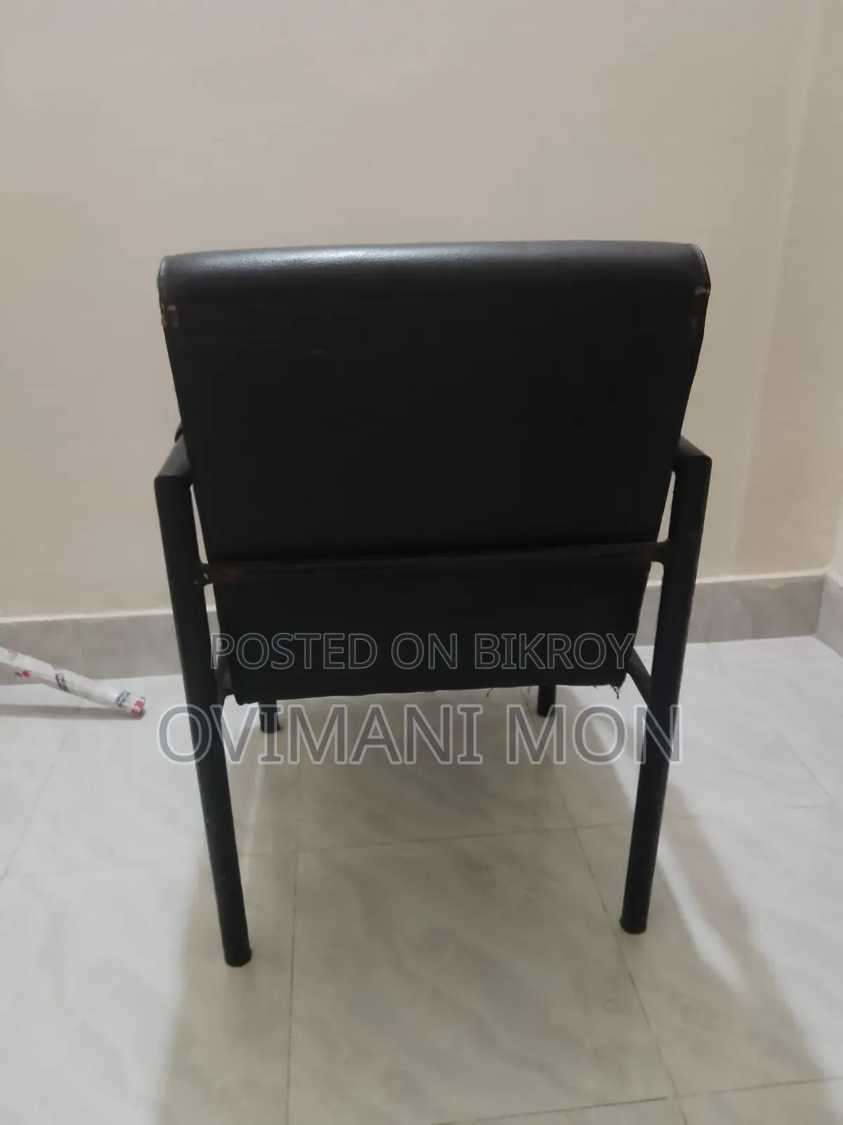 2 chairs for sale.