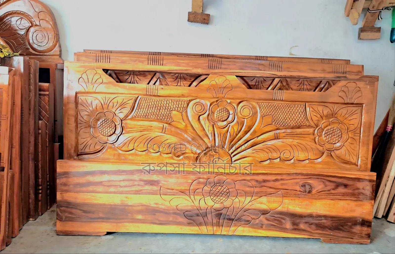 6/7 Feet Semi-Box Bed Offer Ongoing