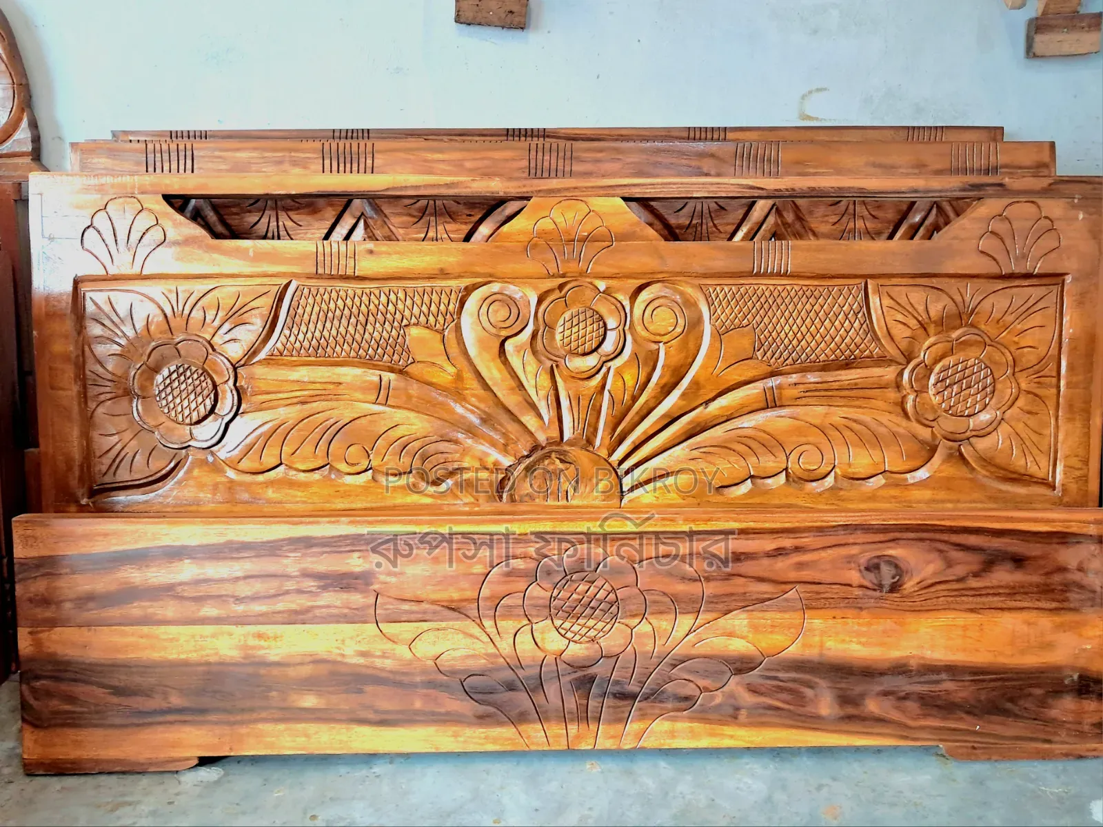 6/7 Feet Semi-Box Bed Offer Ongoing