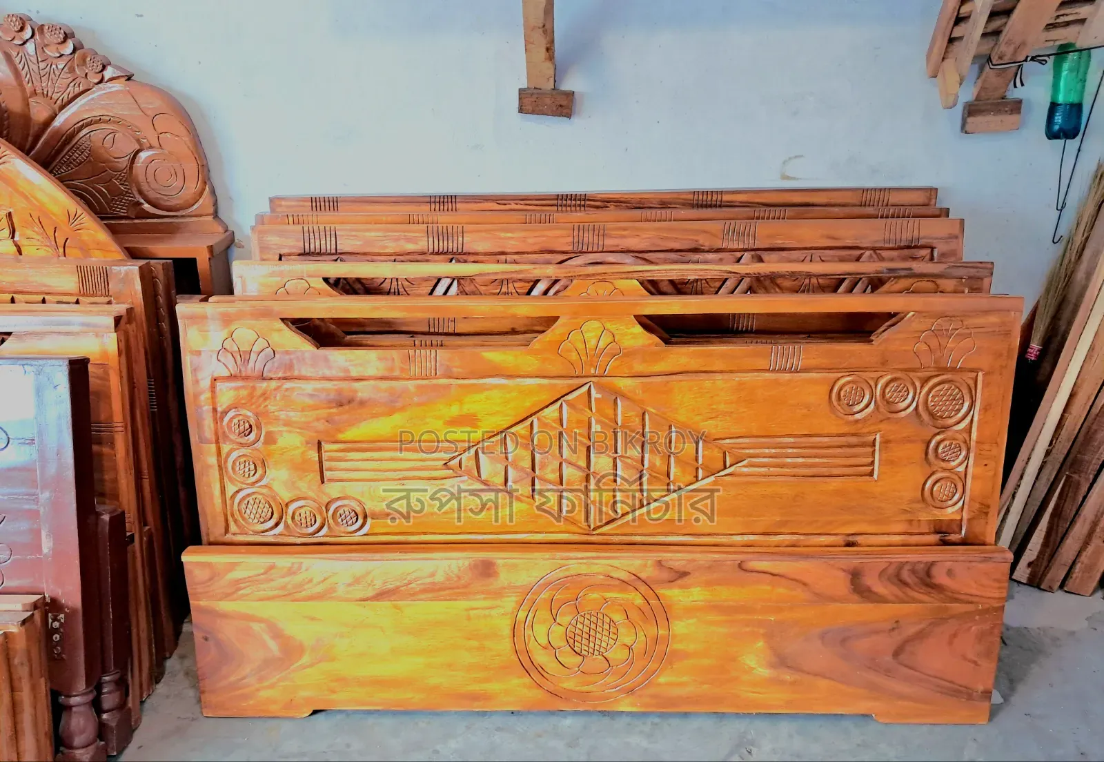 6/7 Feet Semi-Box Bed Offer Ongoing