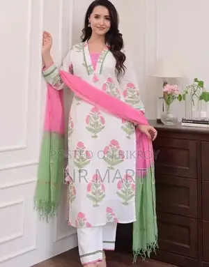 ফুল বডিতে স্কিনপ্রিন্ট কাজ করা লেস ওয়ার্ক সুতি থ্রী-পিস