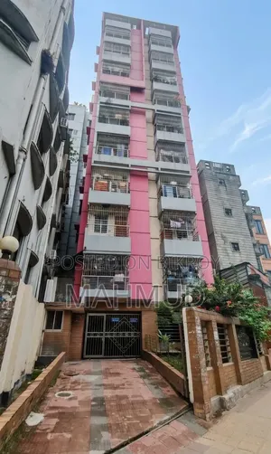 3-bedroom Apartment in Matikata, Cantonment for Sale