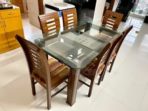 Dining table for sale