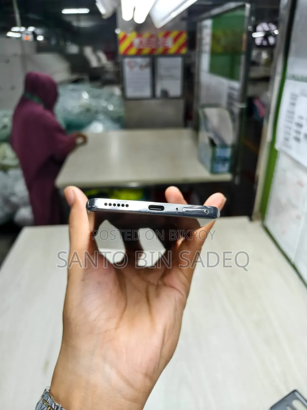টেকনো ক্যামন ৪০ প্রো ৪জি ২৫৬ জিবি গ্রে