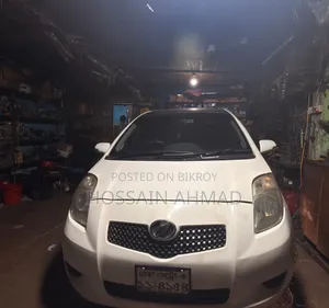 Toyota Vitz 2008 White