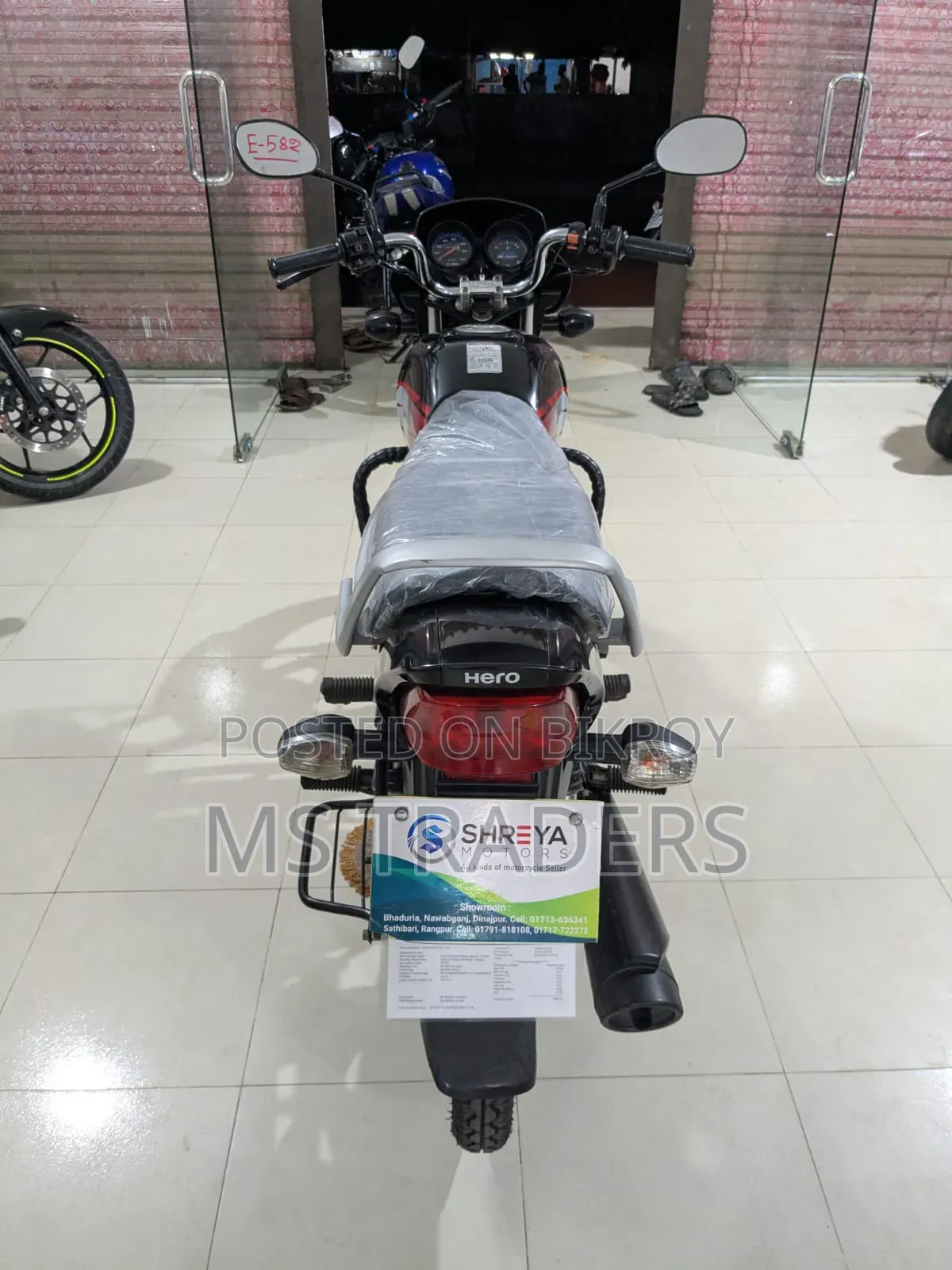 Hero HF Deluxe 2022 Black