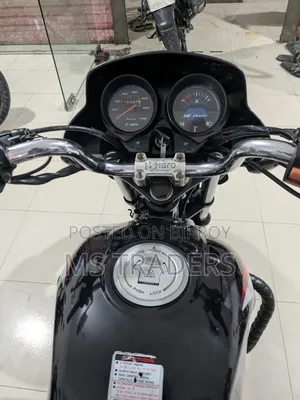 Hero HF Deluxe 2022 Black