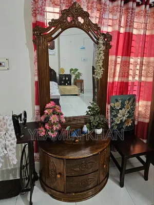 ড্রেসিং টেবিল মেহগনি কাঠের