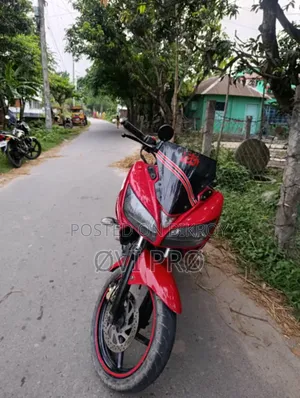 Yamaha FZ 2017 Red