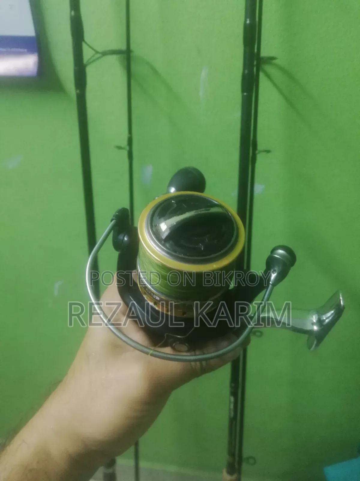Fishing rod and fishing machine