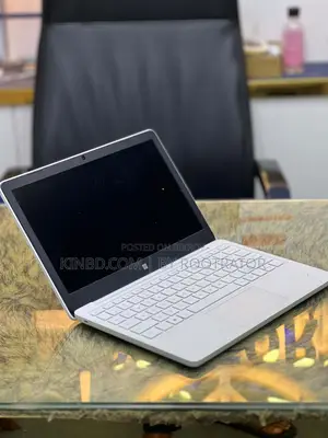ল্যাপটপ মাইক্রোসফট সারফেস ল্যাপটপ এসই ৮জিবি ইন্টেল সেলেরন এসএসডি ১২৮জিবি