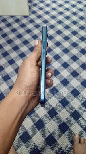 Vivo Y21 ১২৮ জিবি ব্লু