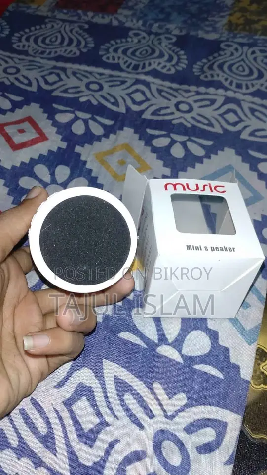 Mini RGB Bluetooth Speaker