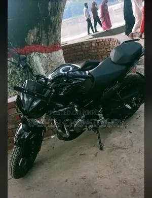 Hero Xtreme 125R 2025 Black