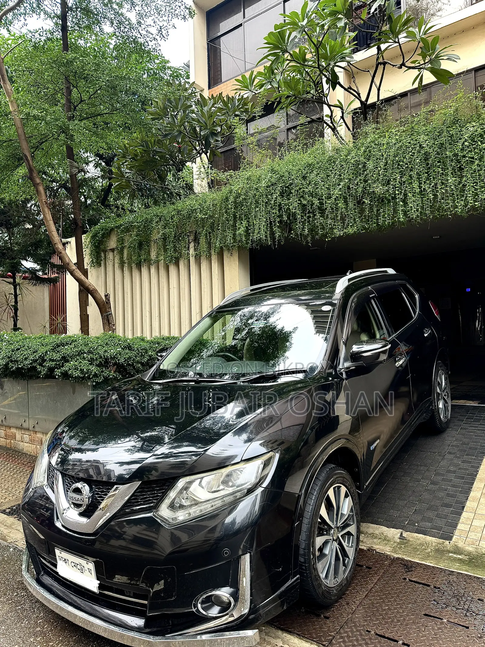 Nissan X-Trail 2.0 Hybrid FWD 2016 Black
