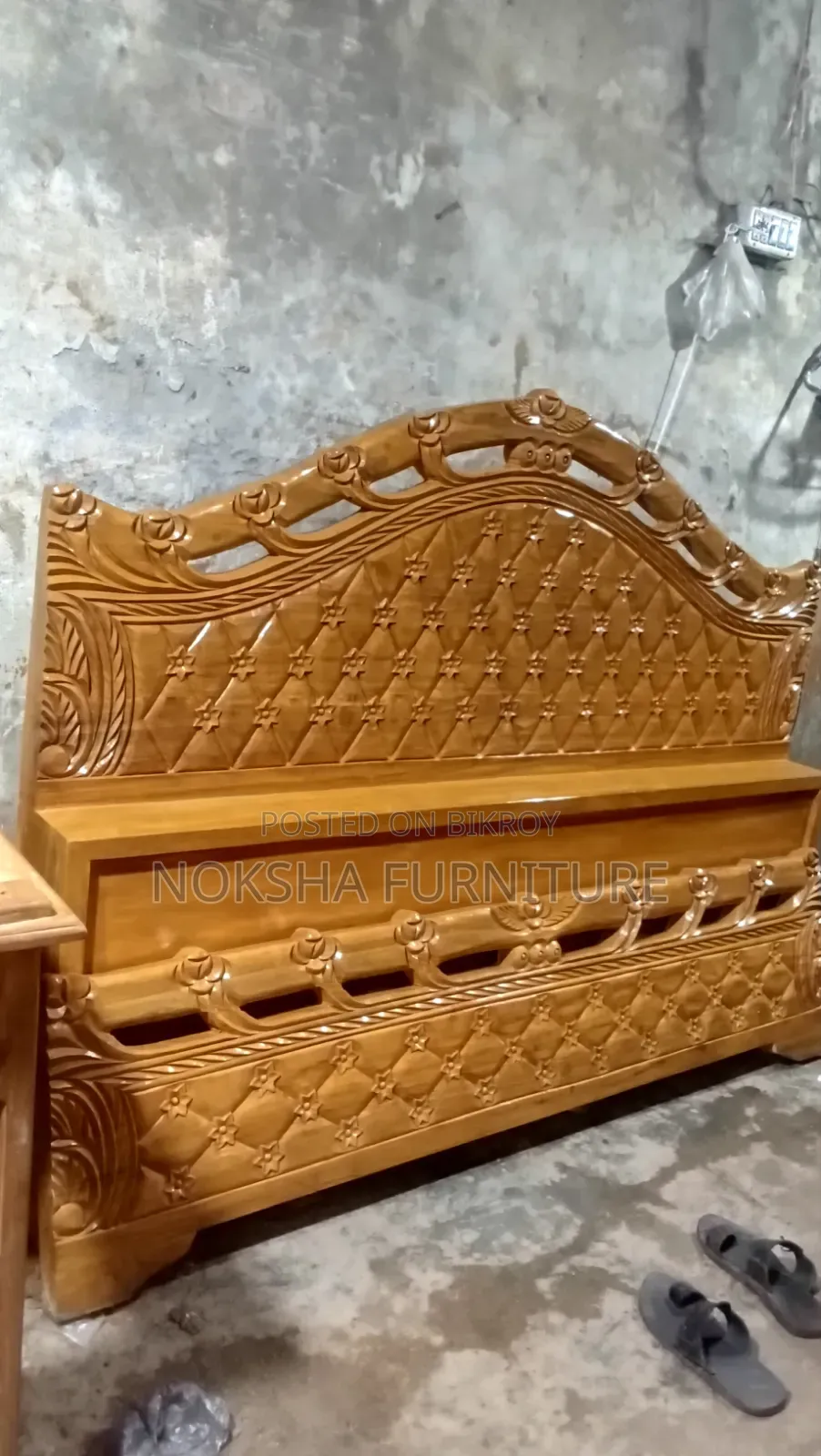 ২.৫ ইঞ্চি সলিড কাঠ দিয়ে তৈরি খাট