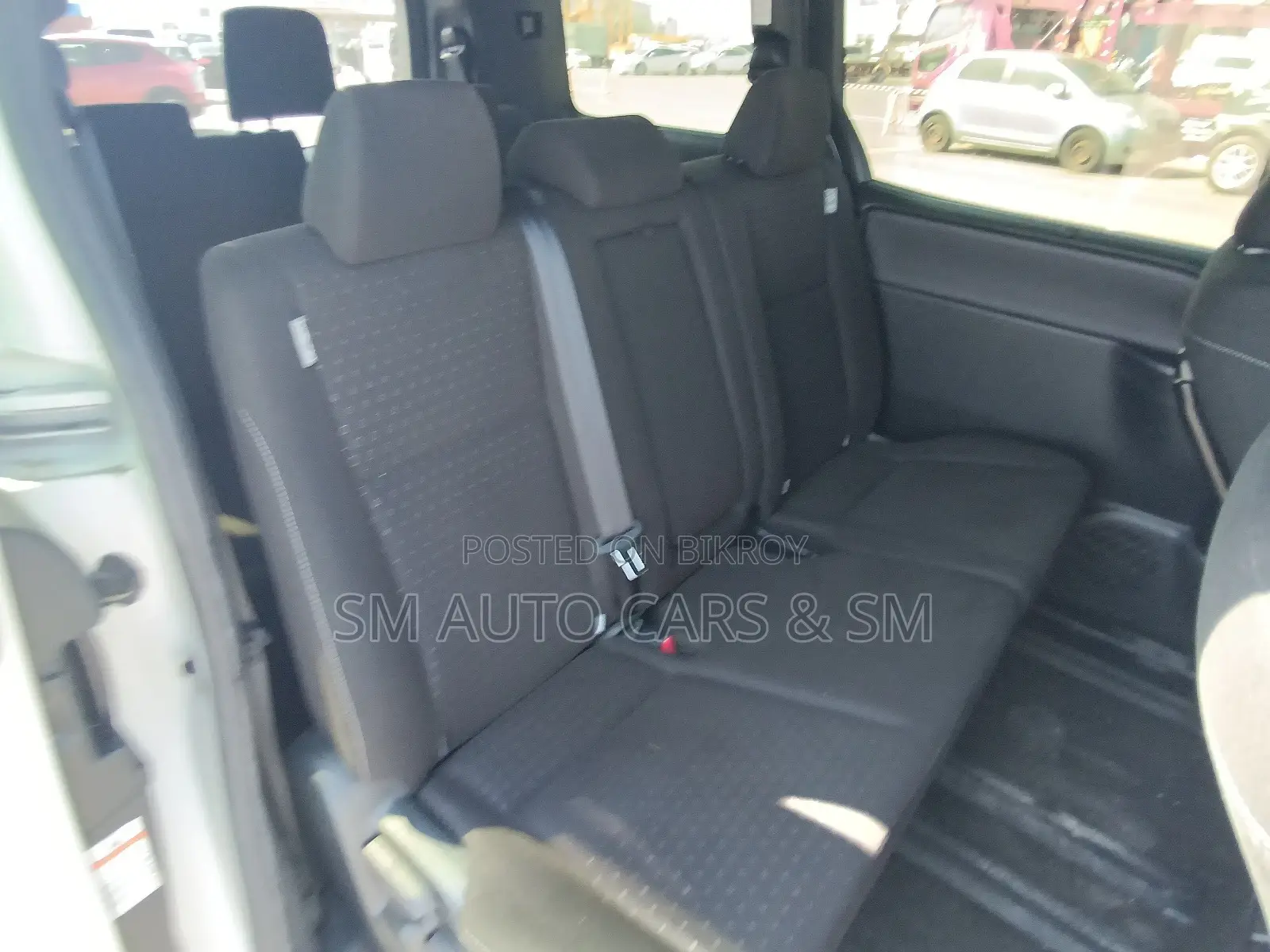Toyota Noah 2.0 Front Wheel Drive (8 Seater) 2021 Pearl